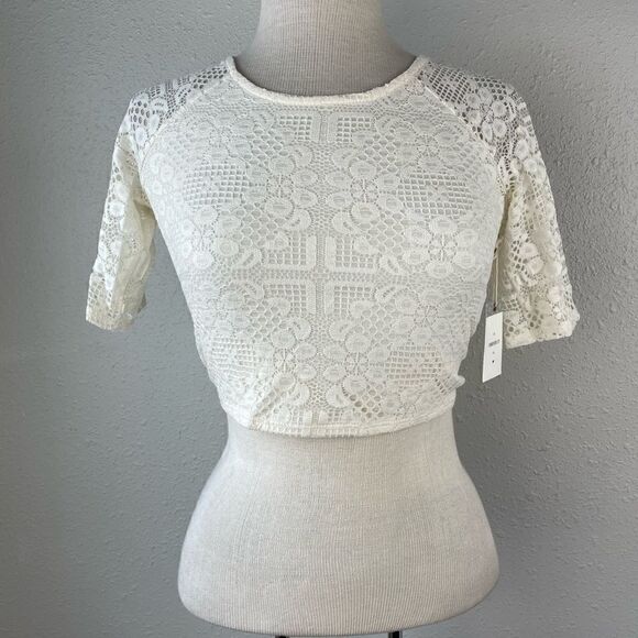 NWT Forever 21 Cream Lace Crop Top Size S - Picture 1 of 7